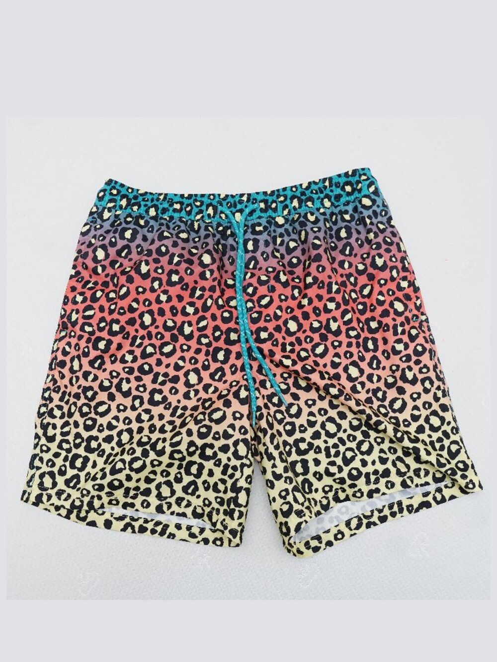 No Boundaries animal print Men's swim trunks Size  M (32-34)